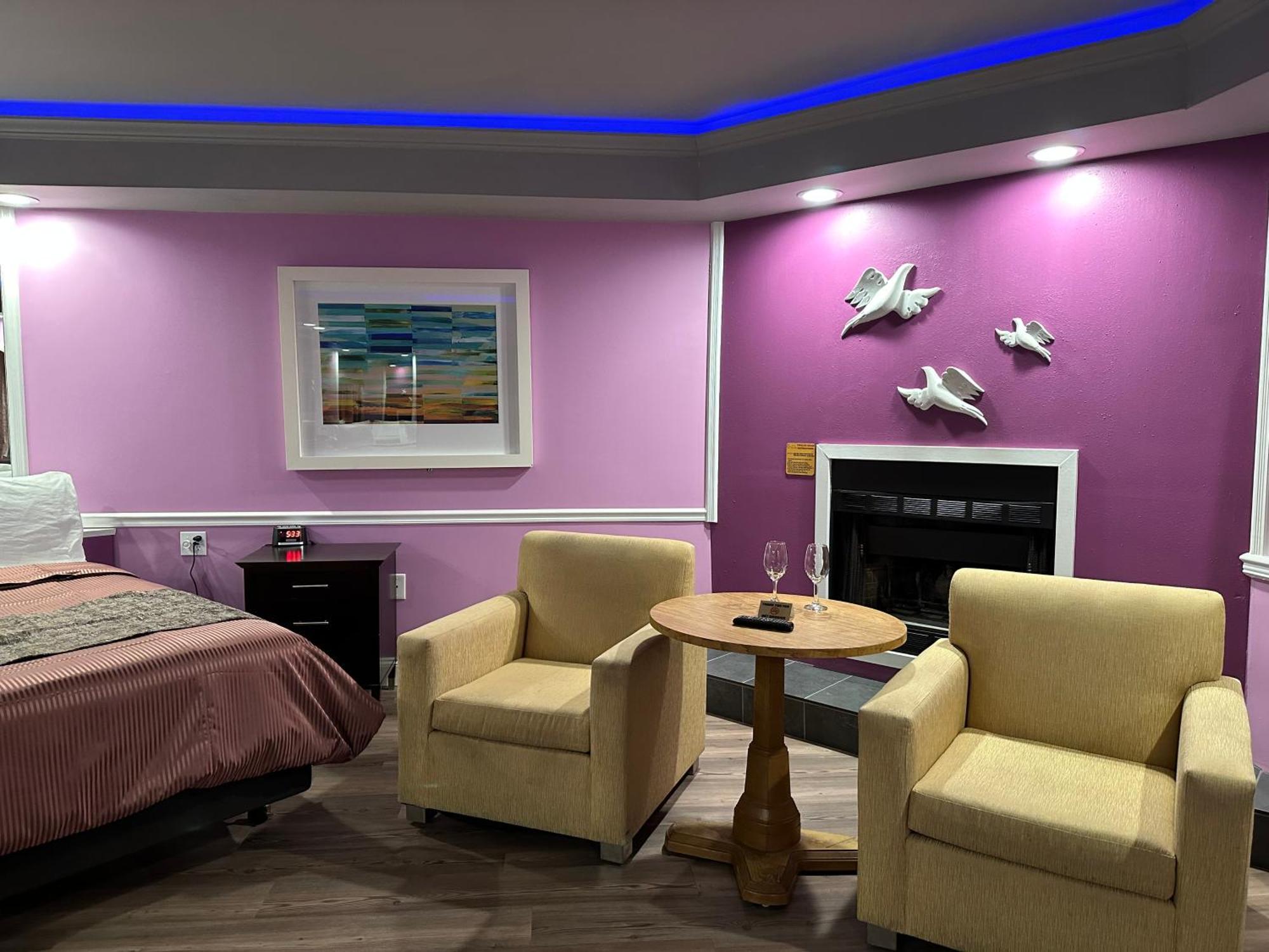 Inn Of The Dove - Romantic Luxury Suites With Jacuzzi & Fireplace At Harrisburg-Hershey-Philadelphia, Pa Εξωτερικό φωτογραφία